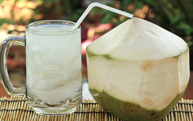 Nước dừa cung cấp dưỡng chất