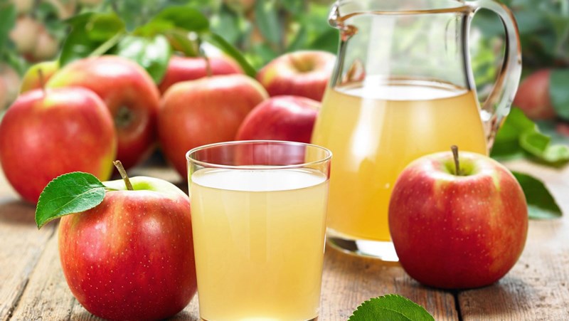 Nước ép táo