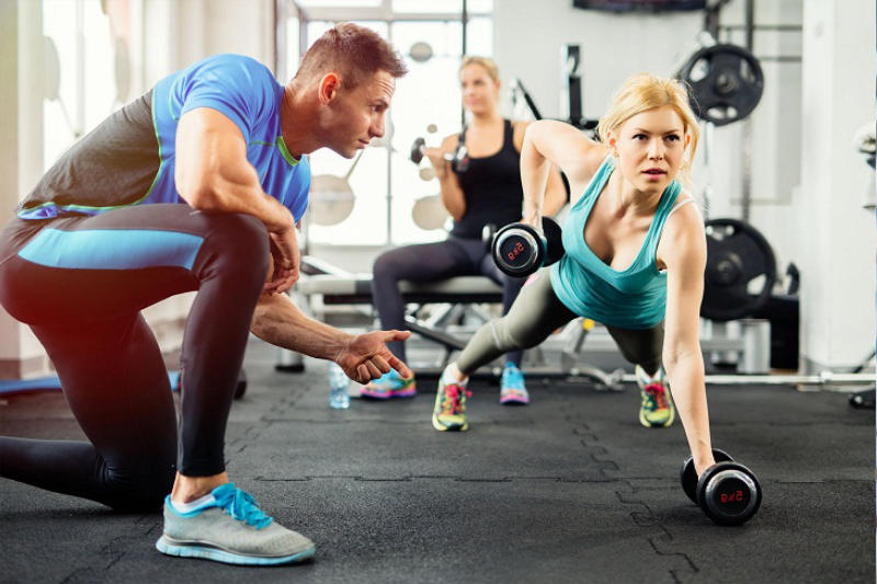 Cung cấp bao nhiêu calories một ngày là đủ cho từng nhóm người vận động