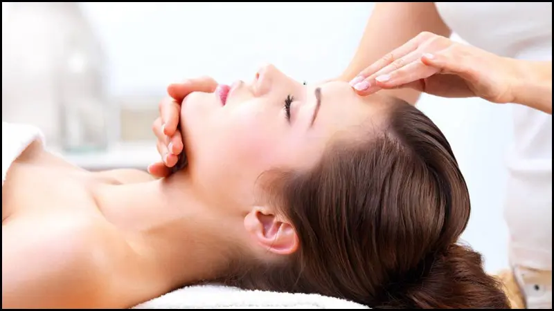 Bạn cần có thói quen thực hiện massage bằng tay tối thiểu là 1 lần mỗi ngày