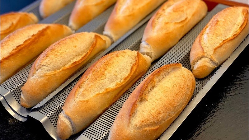Mua bánh mì ở đâu? Giá bao nhiêu?