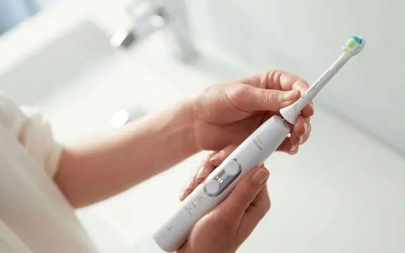 Cách bảo quản bàn chải điện