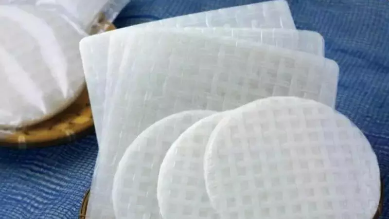 Một lượng nhỏ gạo có thể tạo ra nhiều miếng bánh tráng