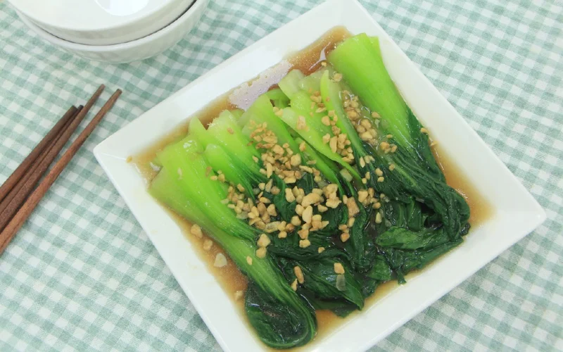 Dầu hào sẽ làm tăng thêm độ ngọt của cải, phần nước sốt mặn mặn đậm vị