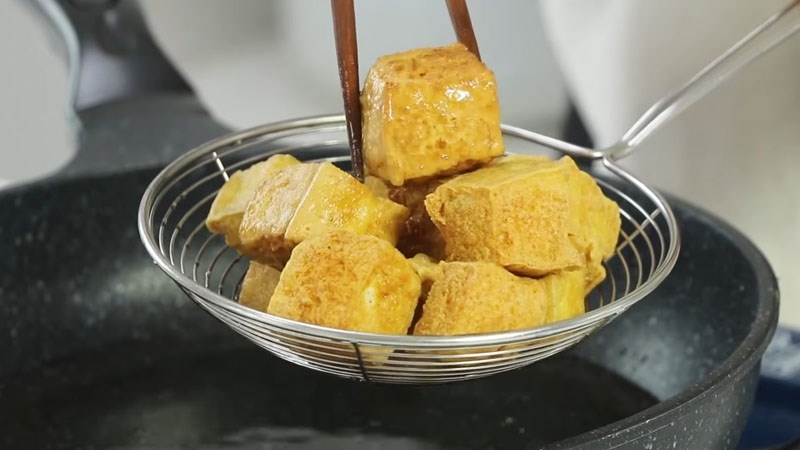 Đậu hũ chiên bằng dầu Oliu